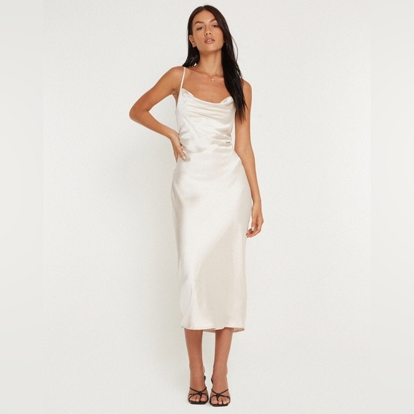Motel Rocks Palasha Dress in Satin Ivory size Small‎ NWT - Picture 1 of 10